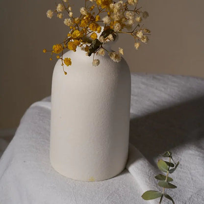 Simple Ceramic Vase - EMBER-HOME